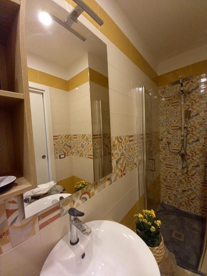 Bamboo Hotel Procida Bagian luar foto